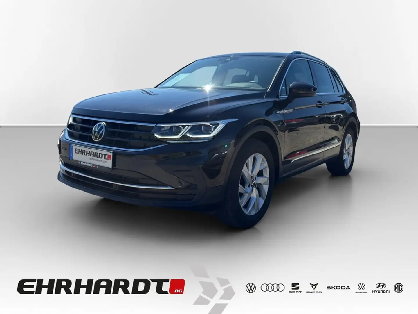 Volkswagen Tiguan 1.5 TSI Life AHK*IQ-LIGHT*NAVI*SHZ*ACC*PDC*KAME... Schwarz - 1