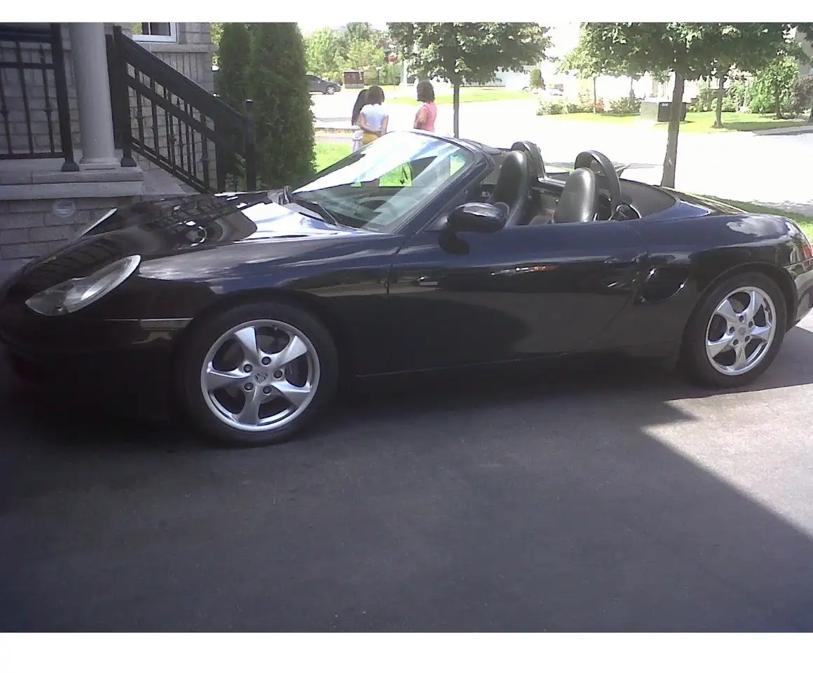 Porsche 718 Boxster снимка Porsche 718 Boxster