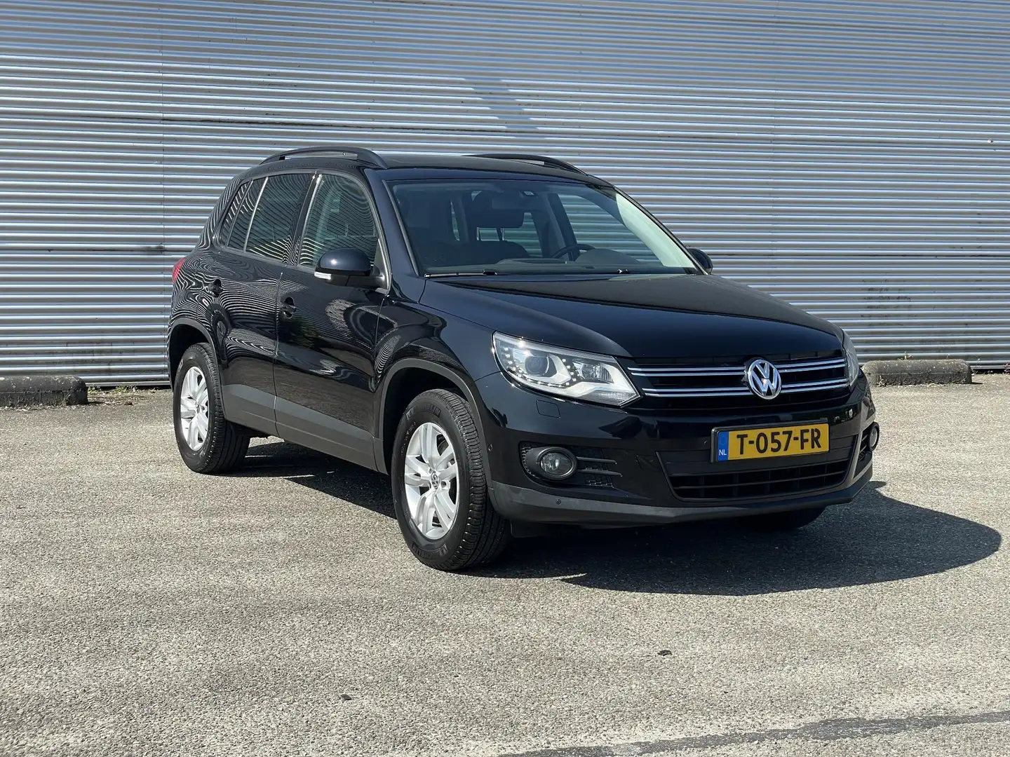 Volkswagen Tiguan 1.4 TSI Comfort&Design|Stoelverwarming|Pano|Trekh. Negro - 2