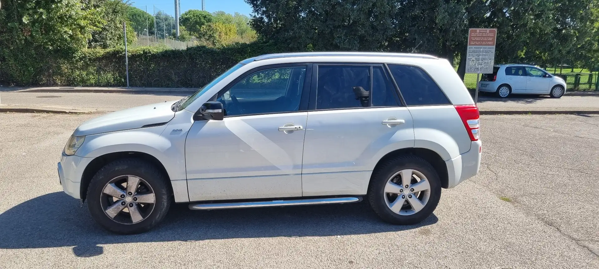 Suzuki Grand Vitara 1.9 ddis crossover 5p E5 - 2