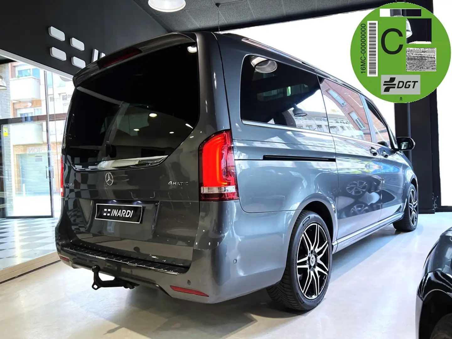 Mercedes-Benz V 250 250d Largo Exclusive 7G Tronic Gris - 2