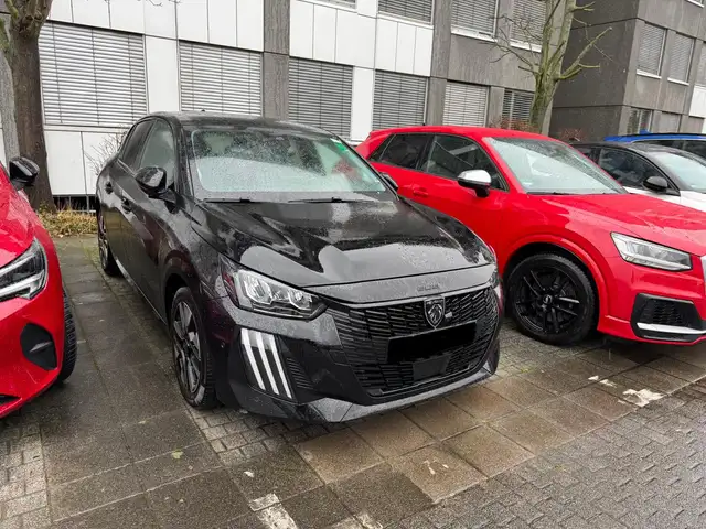 Peugeot 208 1.2 PureTech 100 Allure Navi+360° Kam+ACC+DAB+