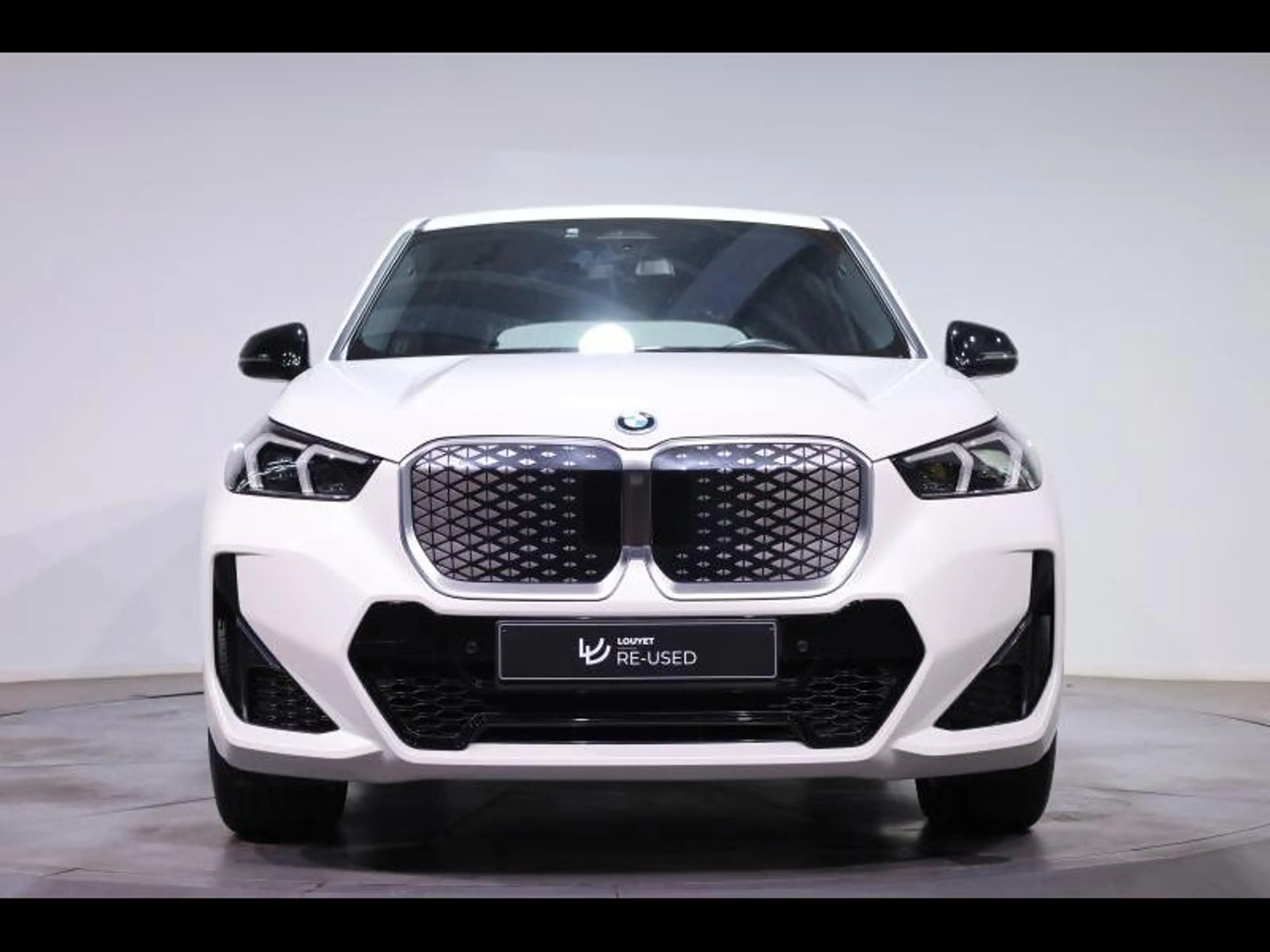 BMW iX1 eDrive20 Kit M Sport — photo 3