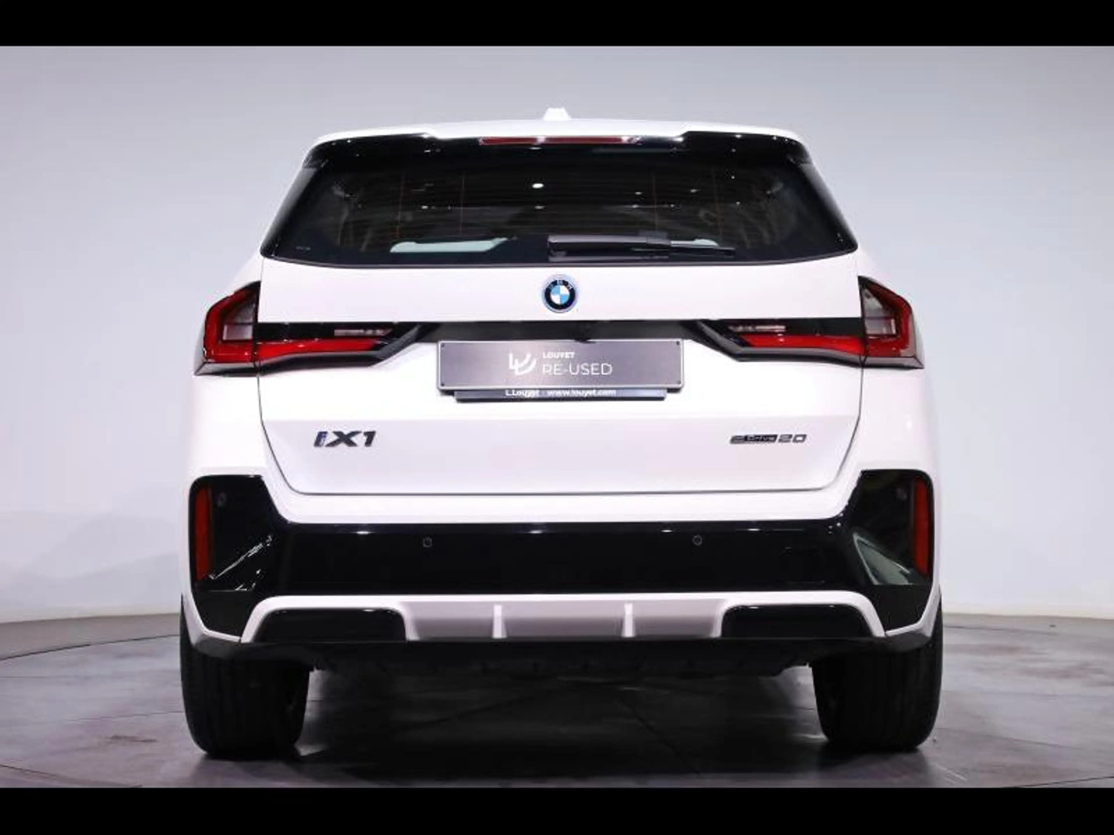 BMW iX1 eDrive20 Kit M Sport — photo 5