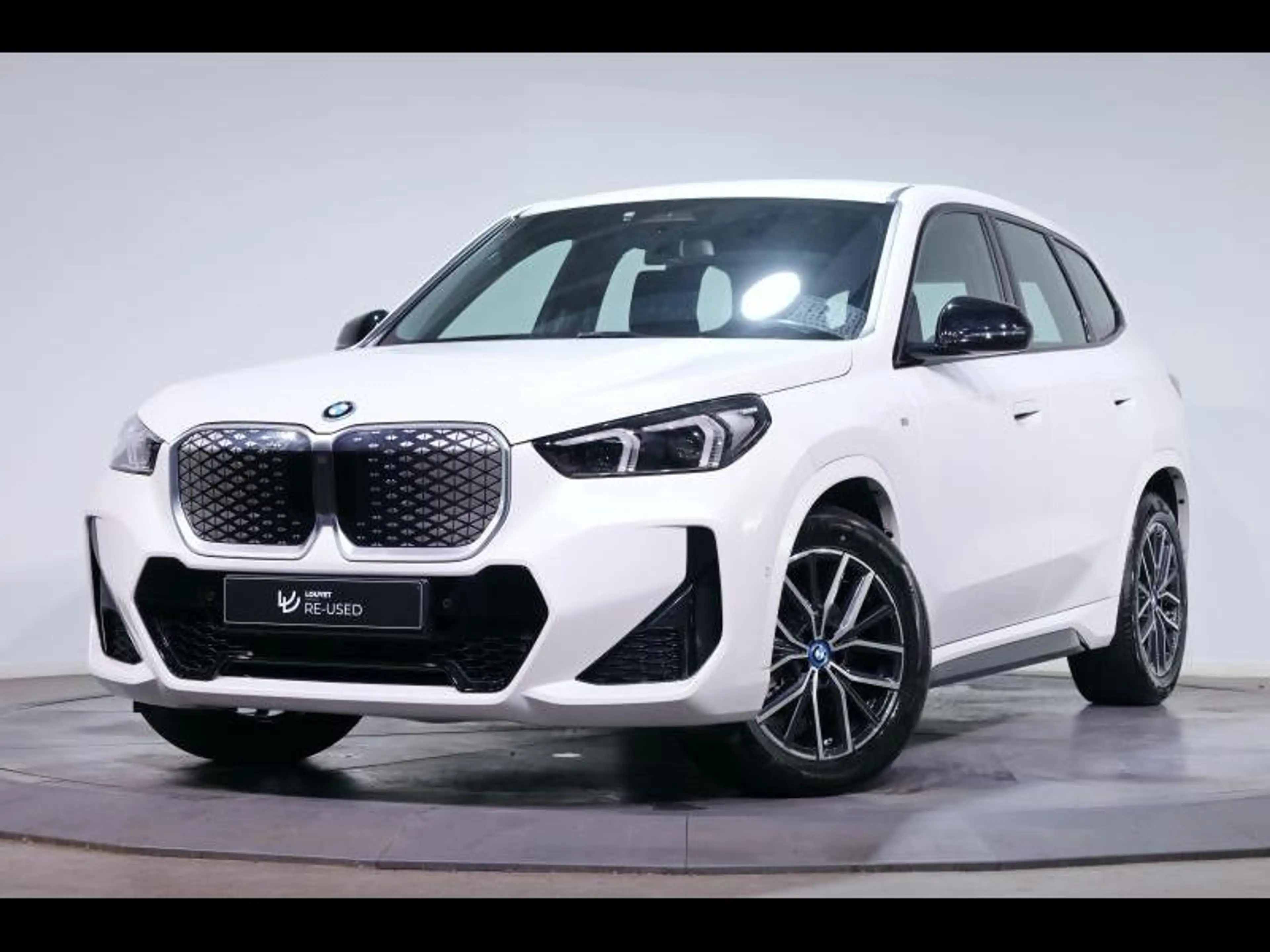 BMW iX1 eDrive20 Kit M Sport — photo 2