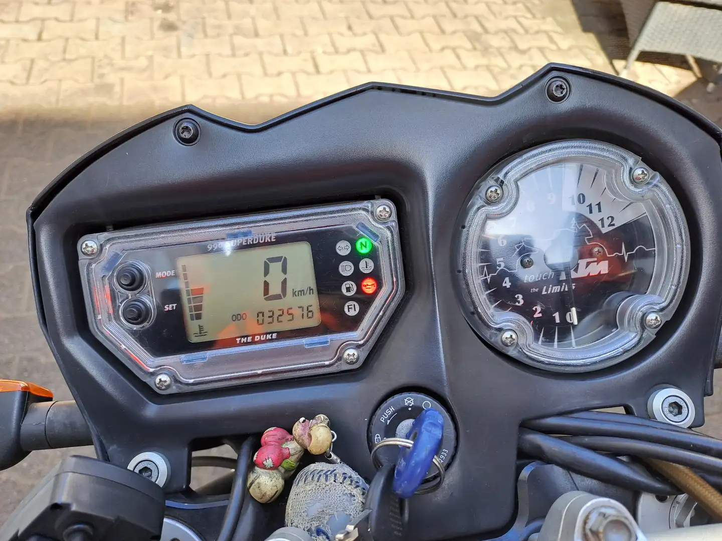 KTM 990 Super Duke Negru - 1