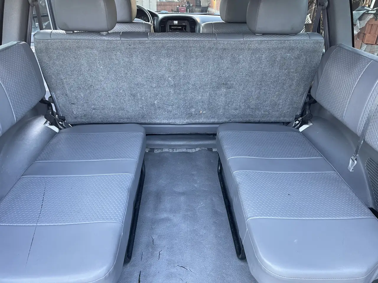 Toyota Land Cruiser 105 Series, foto 12