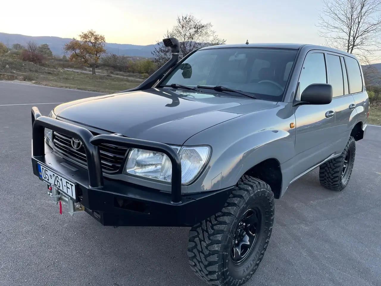 Toyota Land Cruiser 105 Series, foto 3