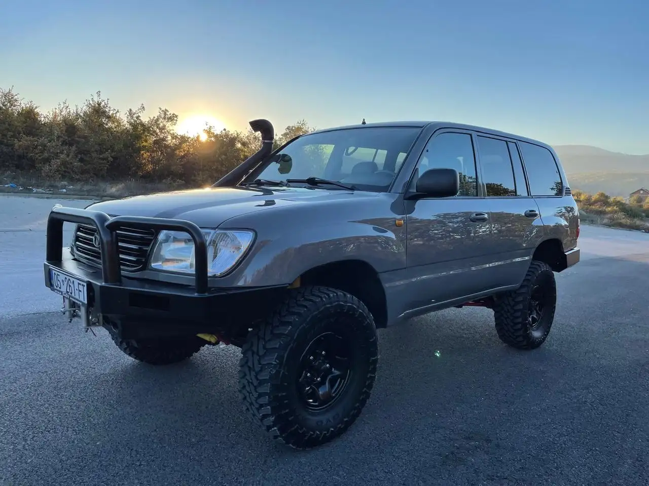 Toyota Land Cruiser 105 Series, foto 2