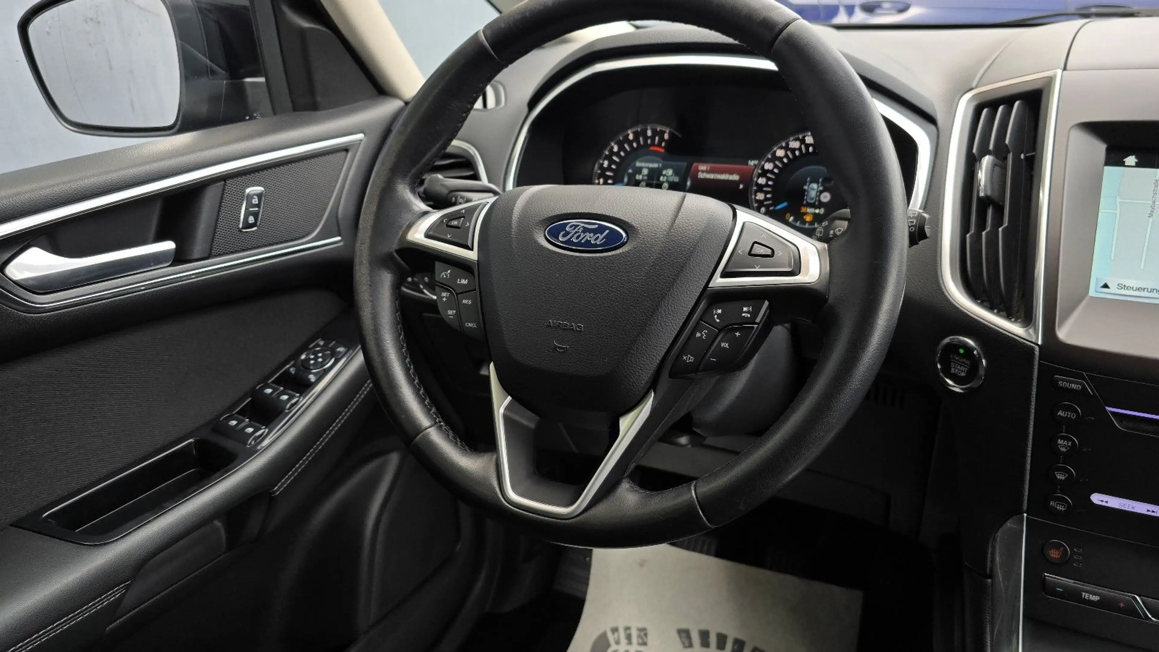 Ford S-Max 2,0 TDCi Titanium * 7 Sitze * Navi+/Tempo — photo 13