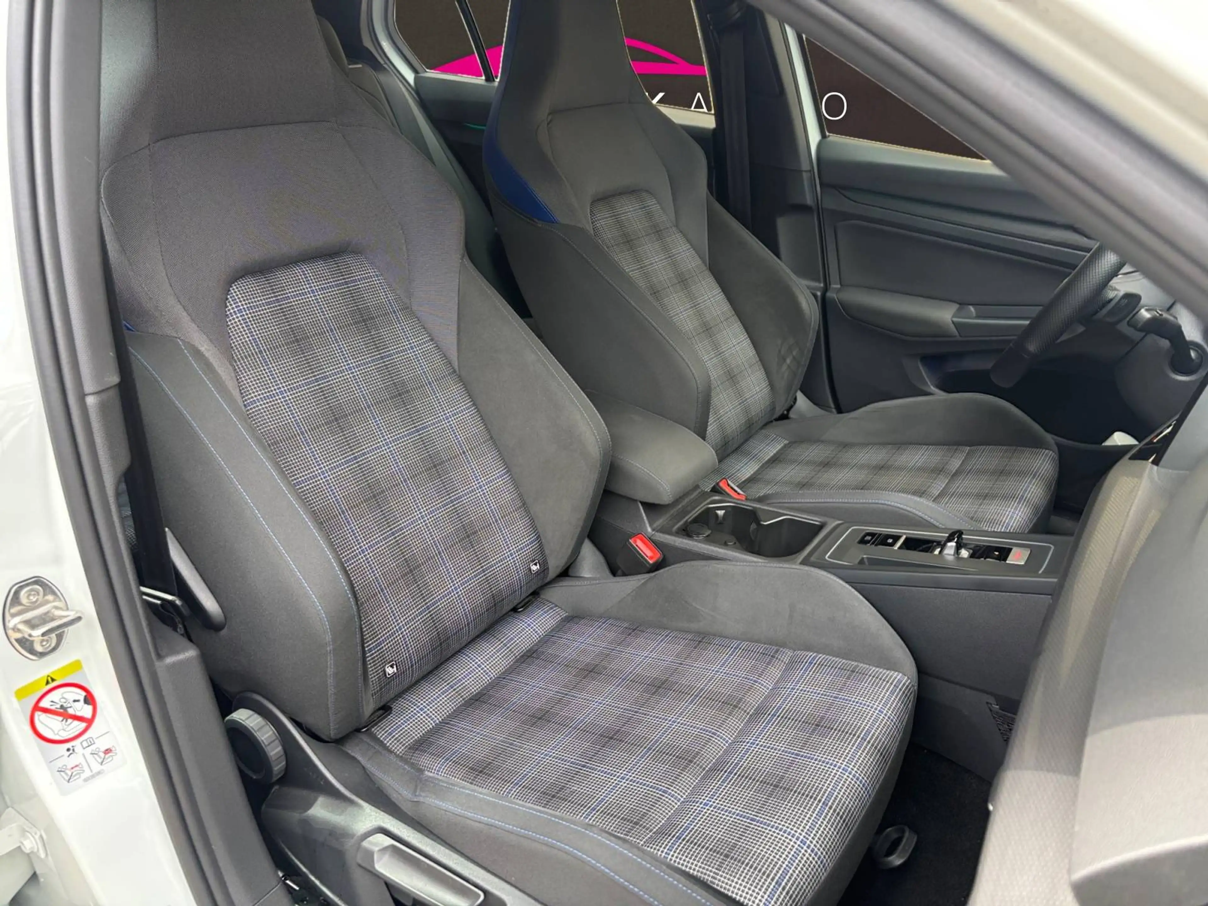 Volkswagen Golf GTE Golf 1.4 eHybrid PHEV GTE / Garantie / Entretien complet — photo 11