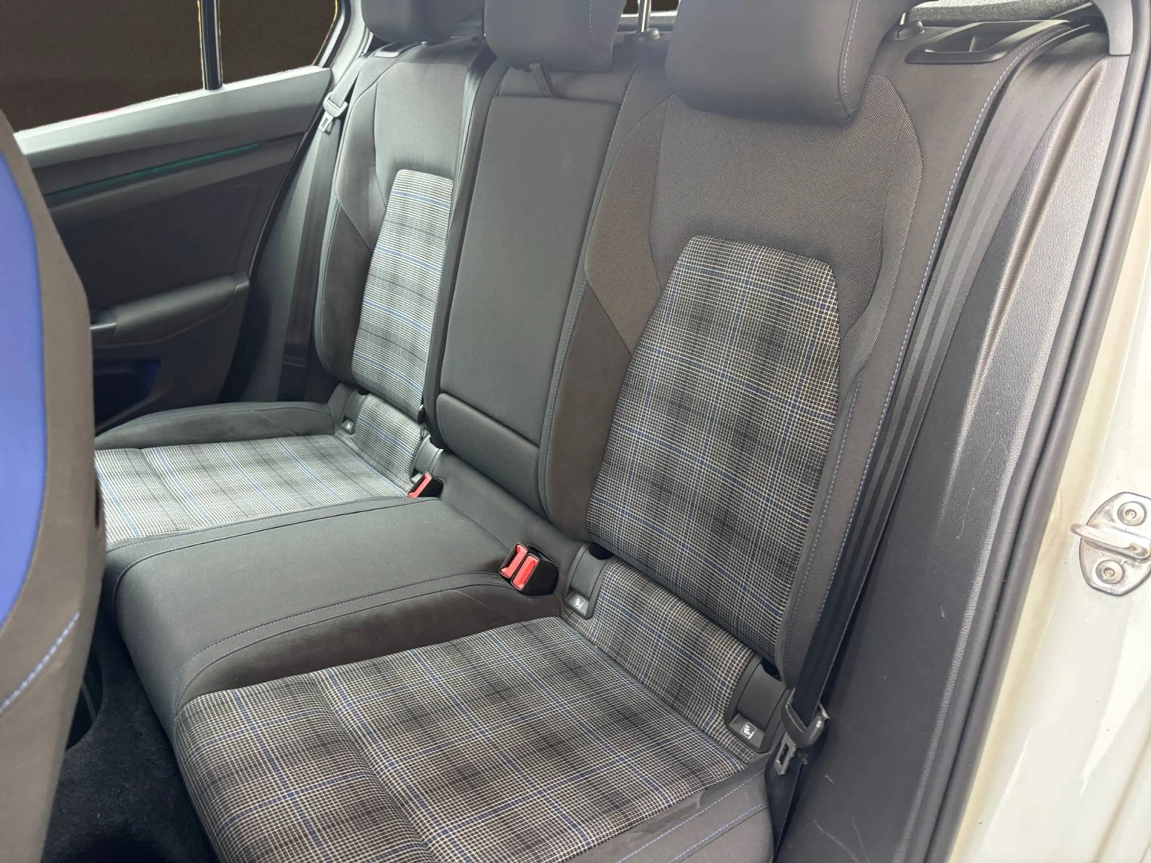 Volkswagen Golf GTE Golf 1.4 eHybrid PHEV GTE / Garantie / Entretien complet — photo 9