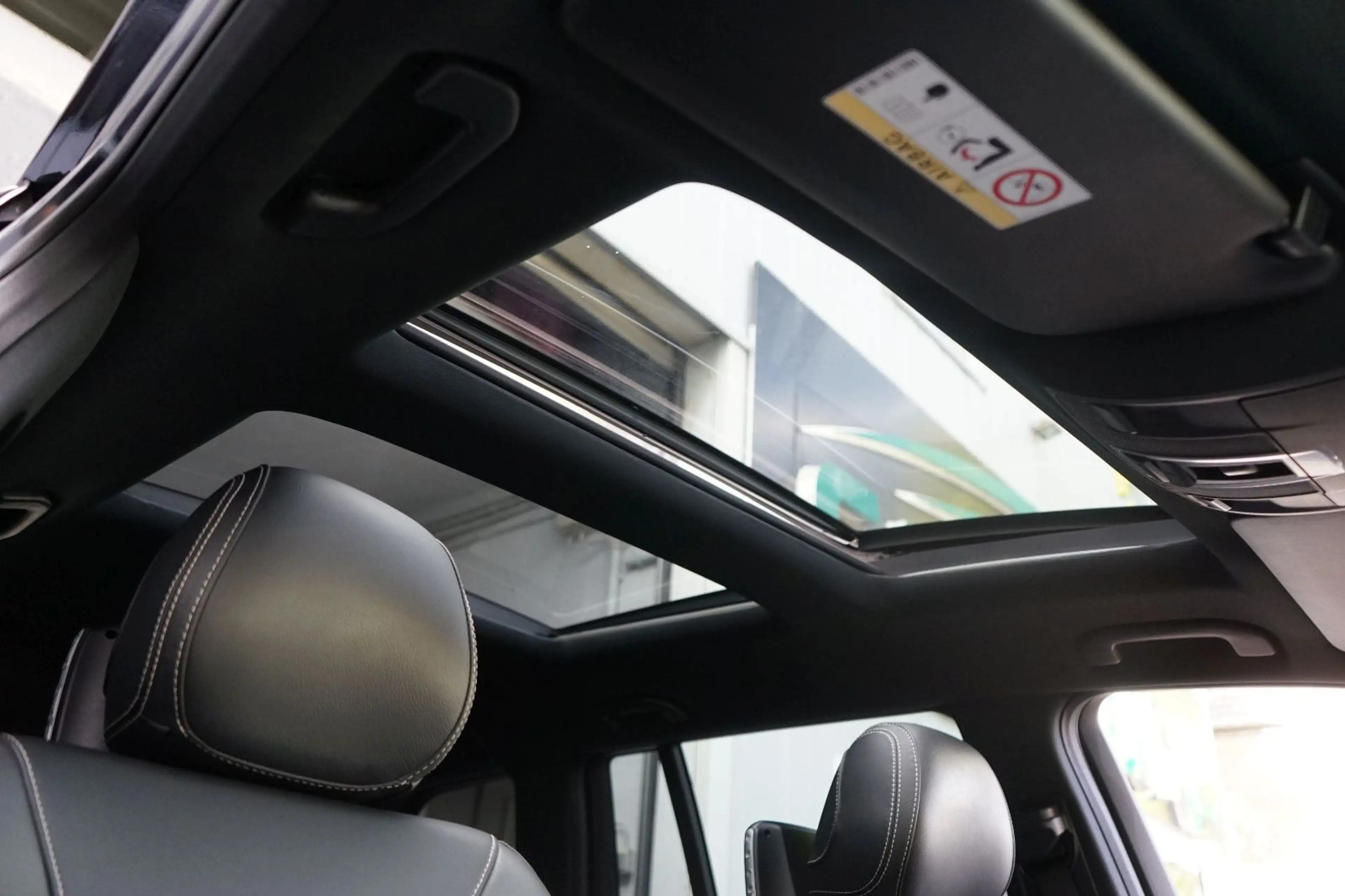 Mercedes-Benz GLS 350 GLS350d 4Matic*AMG*PANO*REAR-DVD*H&K*DISTRONIC — photo 13