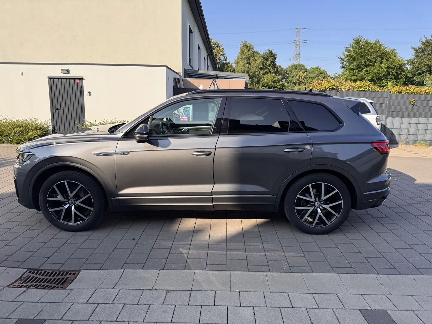 Volkswagen Touareg 3.0 V6 TDI R-Line Black 286PS - 2