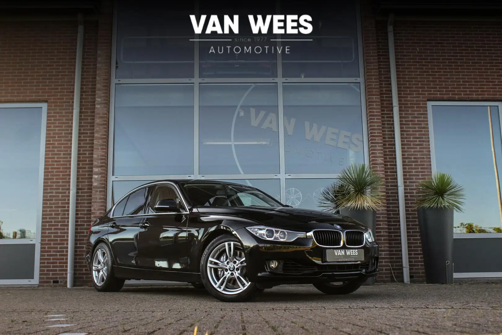 BMW 335 3-serie 335i F30 Sedan Executive | 306 pk | Automa Zwart - 1