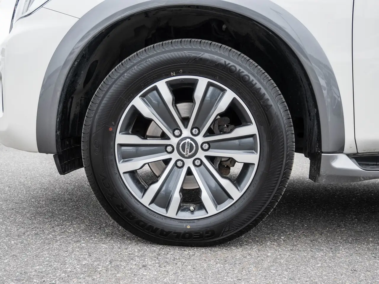 Nissan Armada снимка Nissan Armada