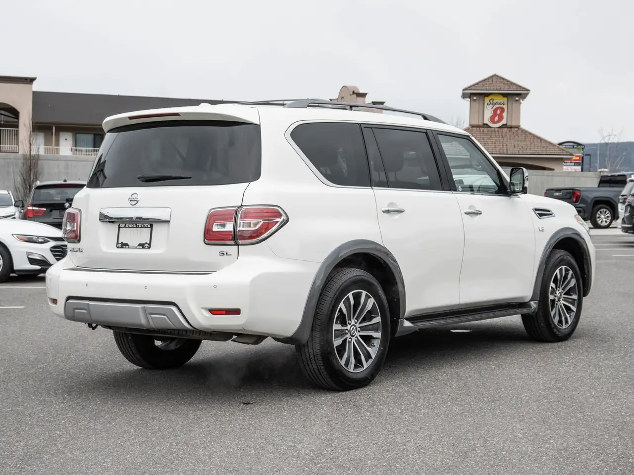 Nissan Armada снимка Nissan Armada