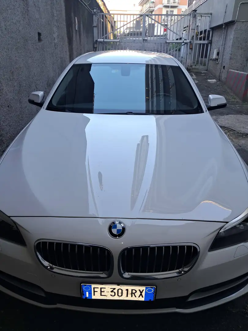 BMW 520 Serie 5 F11 Touring 520d Touring 190cv Bianco - 1