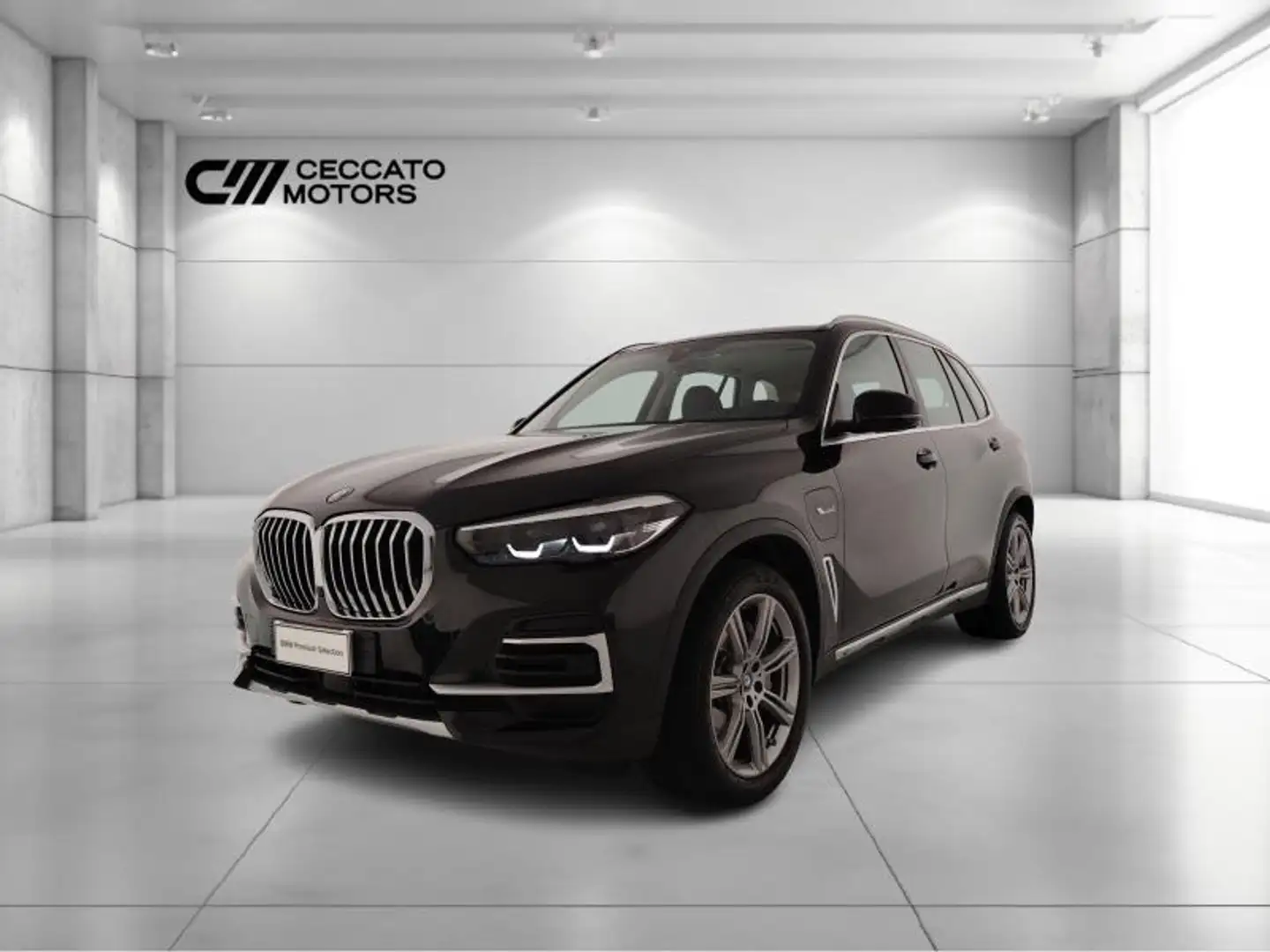 BMW X5 xdrive45e Business auto Schwarz - 1