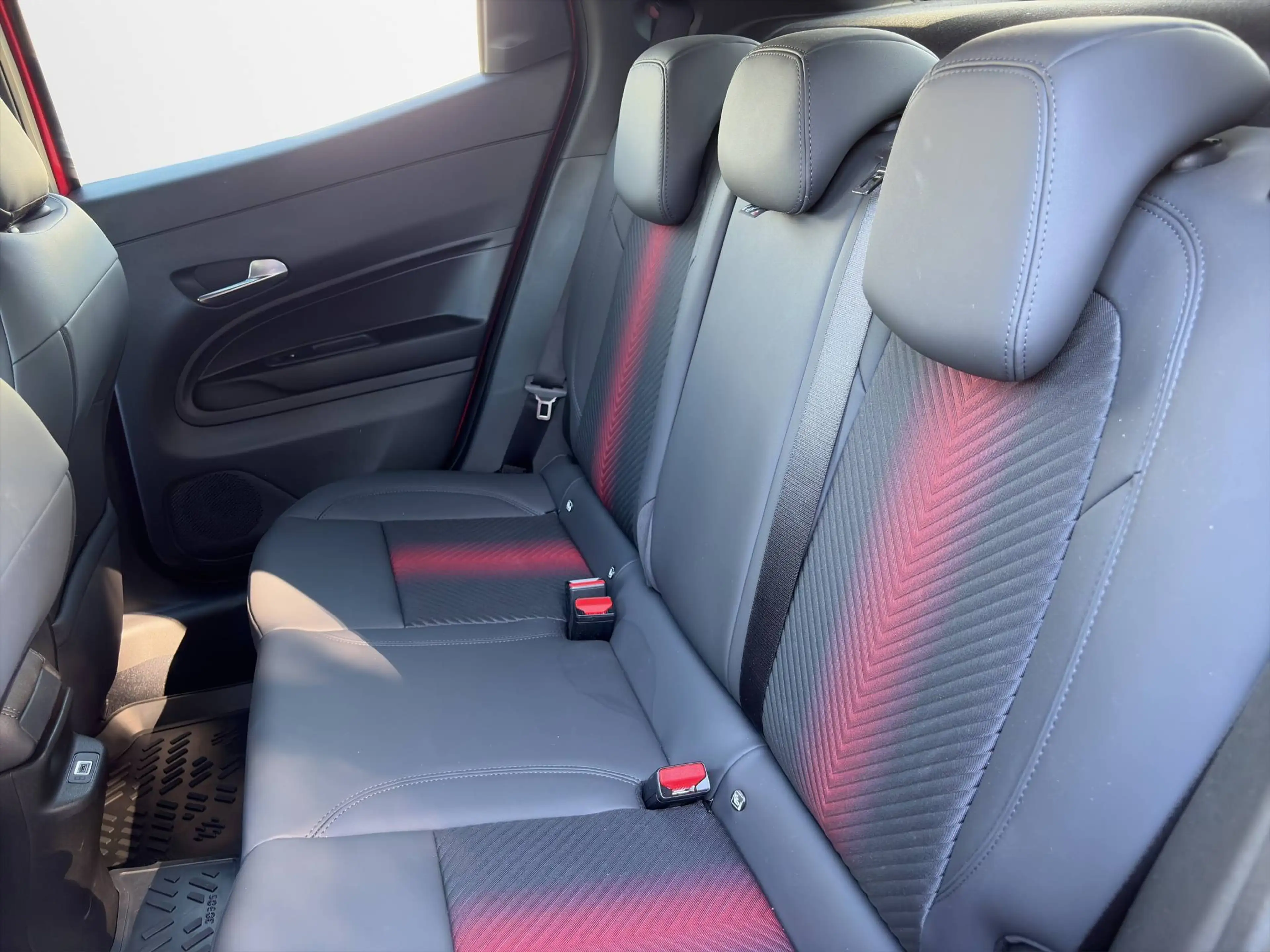 Alfa Romeo Junior Junior 1.2 VGT Ibrida Speciale — photo 19
