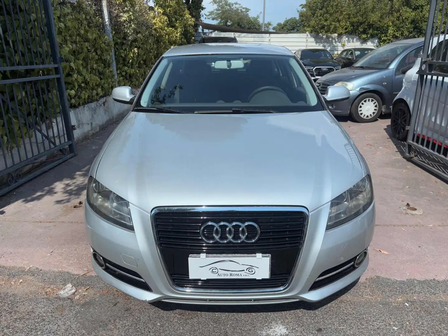 Audi A3 SPB 1.6 TDI 90 CV CR F.AP Ambiente Argento - 2