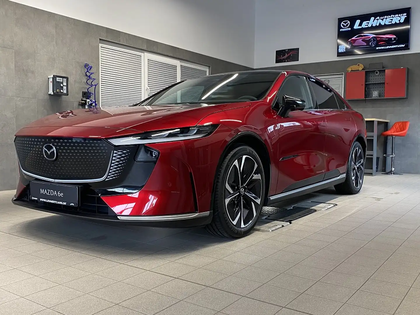 Mazda 6e 5HB EV 245ps Long Range 1AT RWD Takumi Plus Rouge - 1