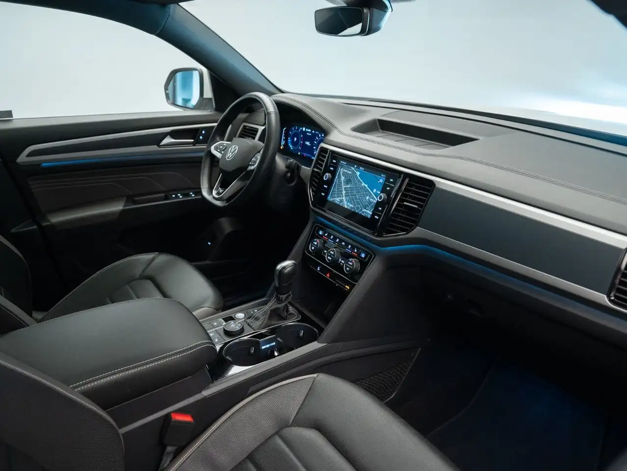 Volkswagen Atlas снимка Volkswagen Atlas