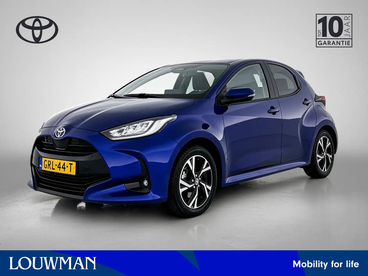 Toyota Yaris 1.5 Hybrid 115 First Edition Blauw - 1