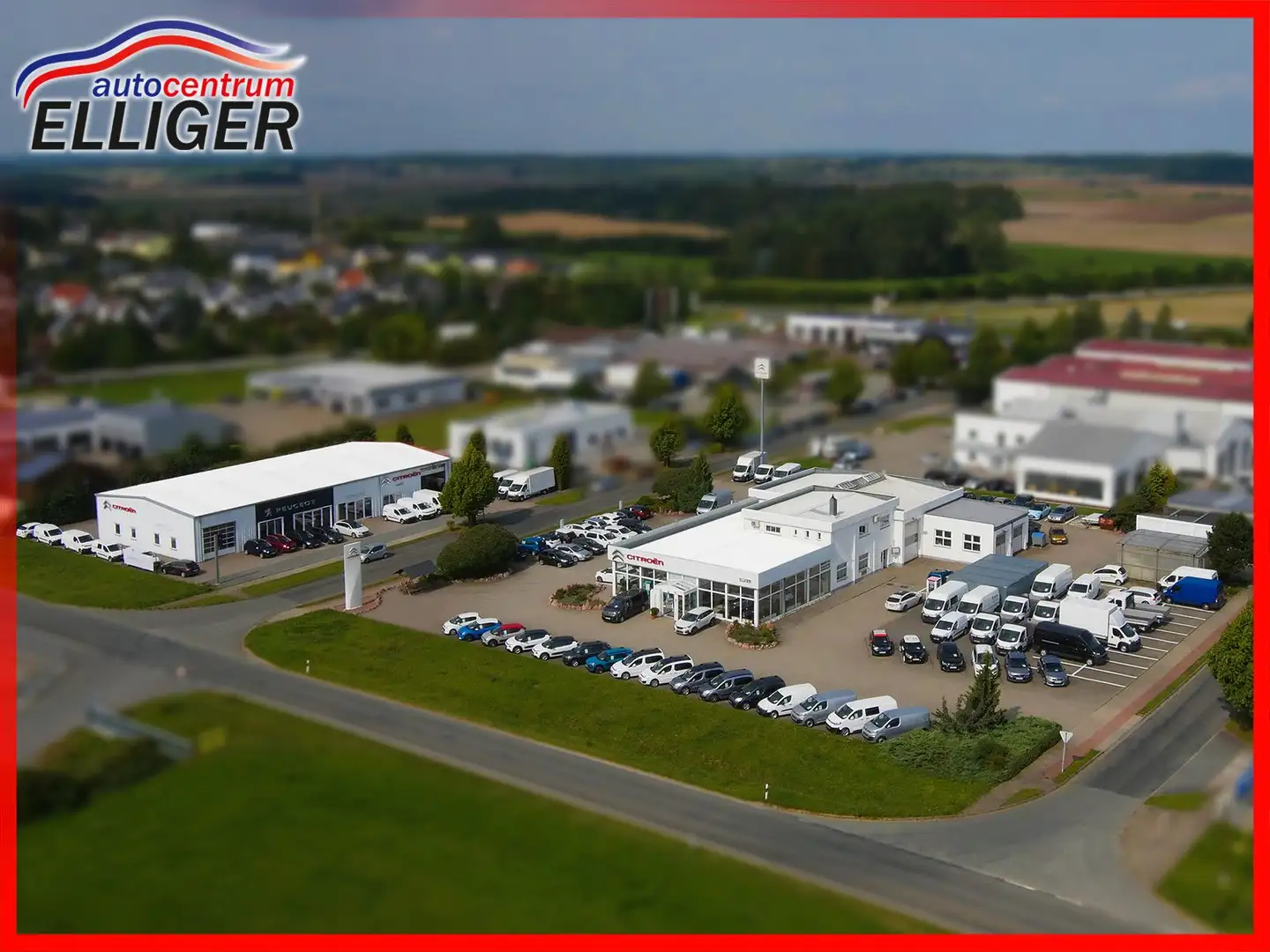 Peugeot 2008 PureTech130 Allure Pack Blau - 2