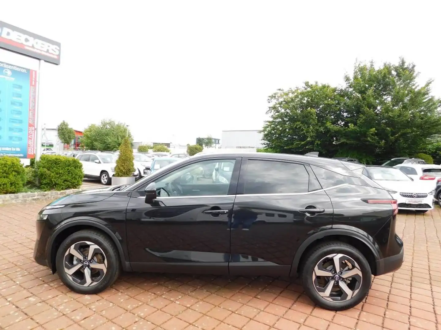 Nissan Qashqai 1,3 DIG-T MHEV 2WD N-Connecta Navi 360° Noir - 2
