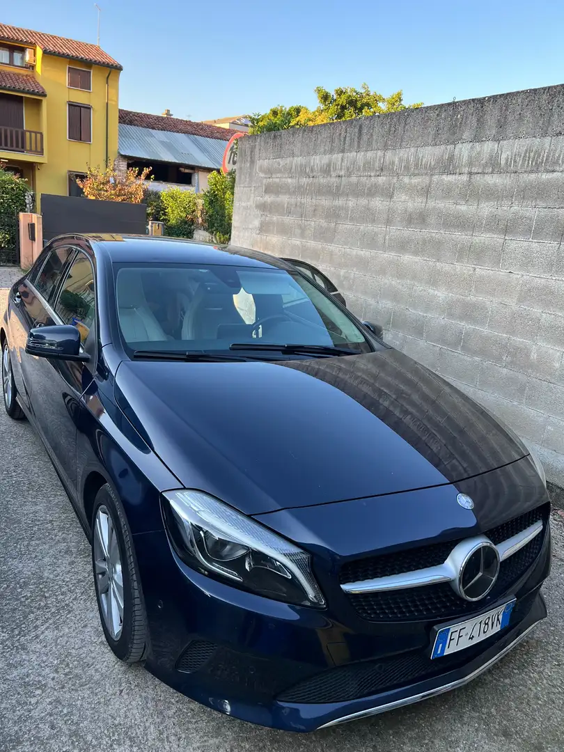 Mercedes-Benz A 200 Classe A - W176 d Sport 4matic auto my16 Blu/Azzurro - 1