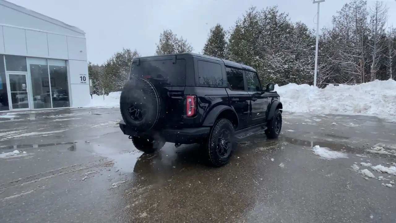 Ford Bronco снимка Ford Bronco