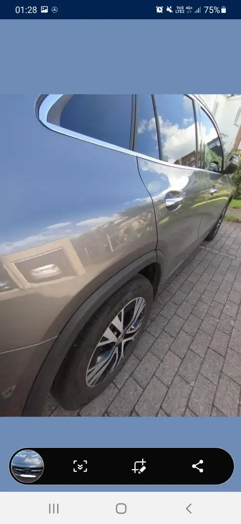 Mercedes-Benz GLA 180 Luxury Line . 16500km.  Bon prix - 2
