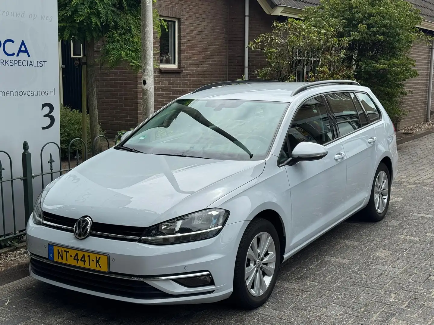 Volkswagen Golf Variant 1.0 TSI Comfortline Wit - 2