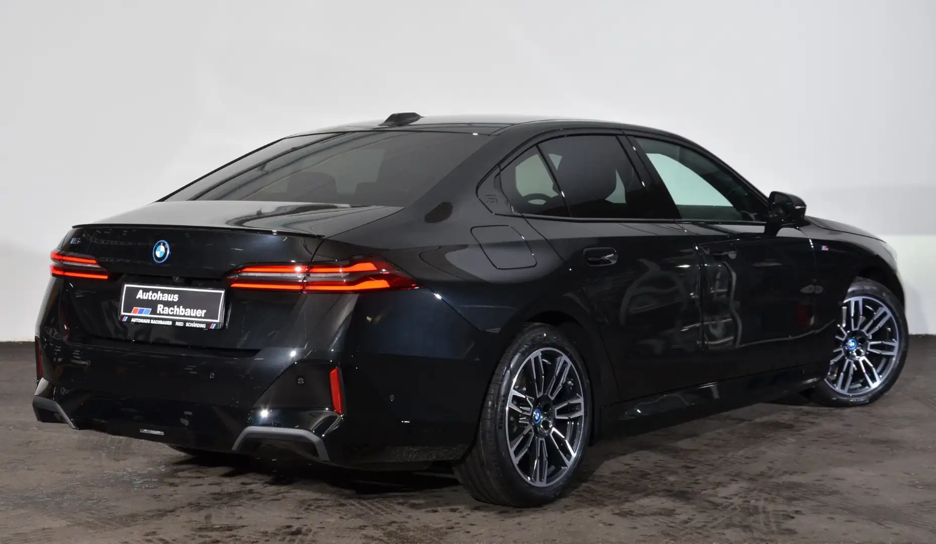 BMW i5 i5 eDrive40 Schwarz - 2