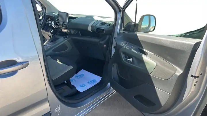 Citroën Berlingo Talla XL BlueHDi S&S SHINE 2021, foto 11