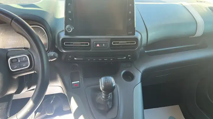Citroën Berlingo Talla XL BlueHDi S&S SHINE 2021, foto 10
