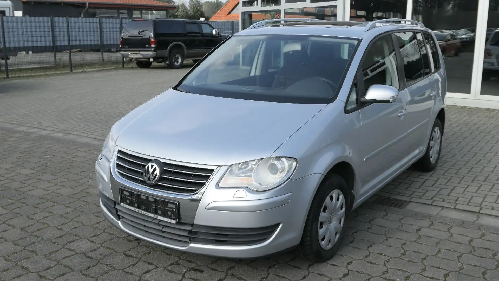 Volkswagen Touran Trendline EcoFuel/Benzin-Erdgas(CNG) Srebrny - 1