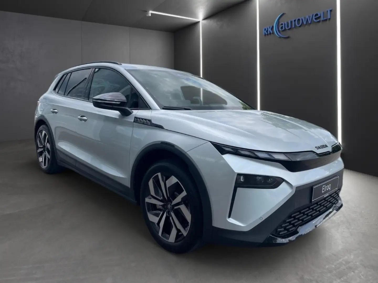 Skoda Elroq 85 Sportline Matrix,Kamera,Navi,Canton,ACC Срібний - 2