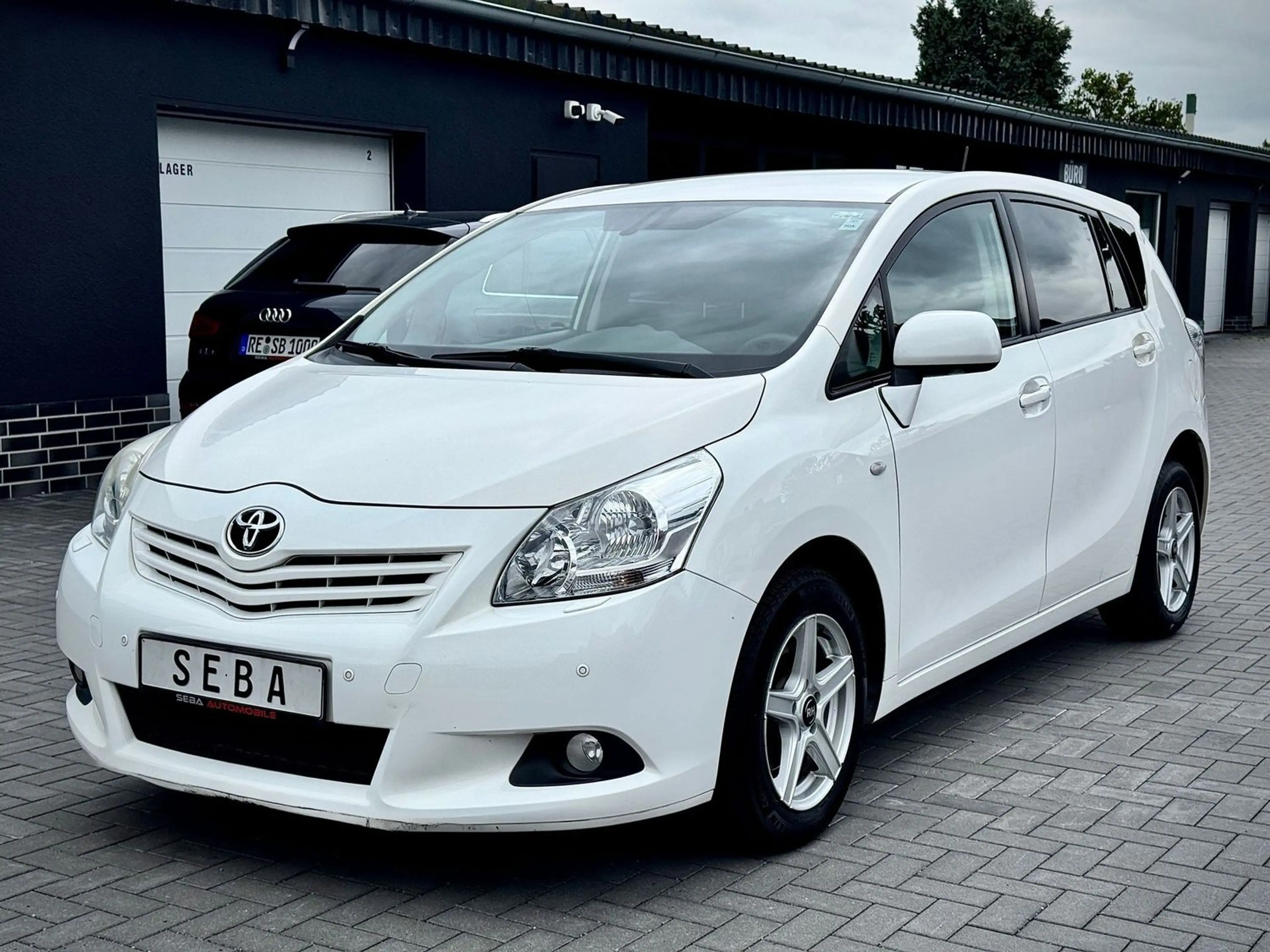 Toyota Verso Executive '2.Hand'Aut.'7-Sitzer'Kamera' — photo 3