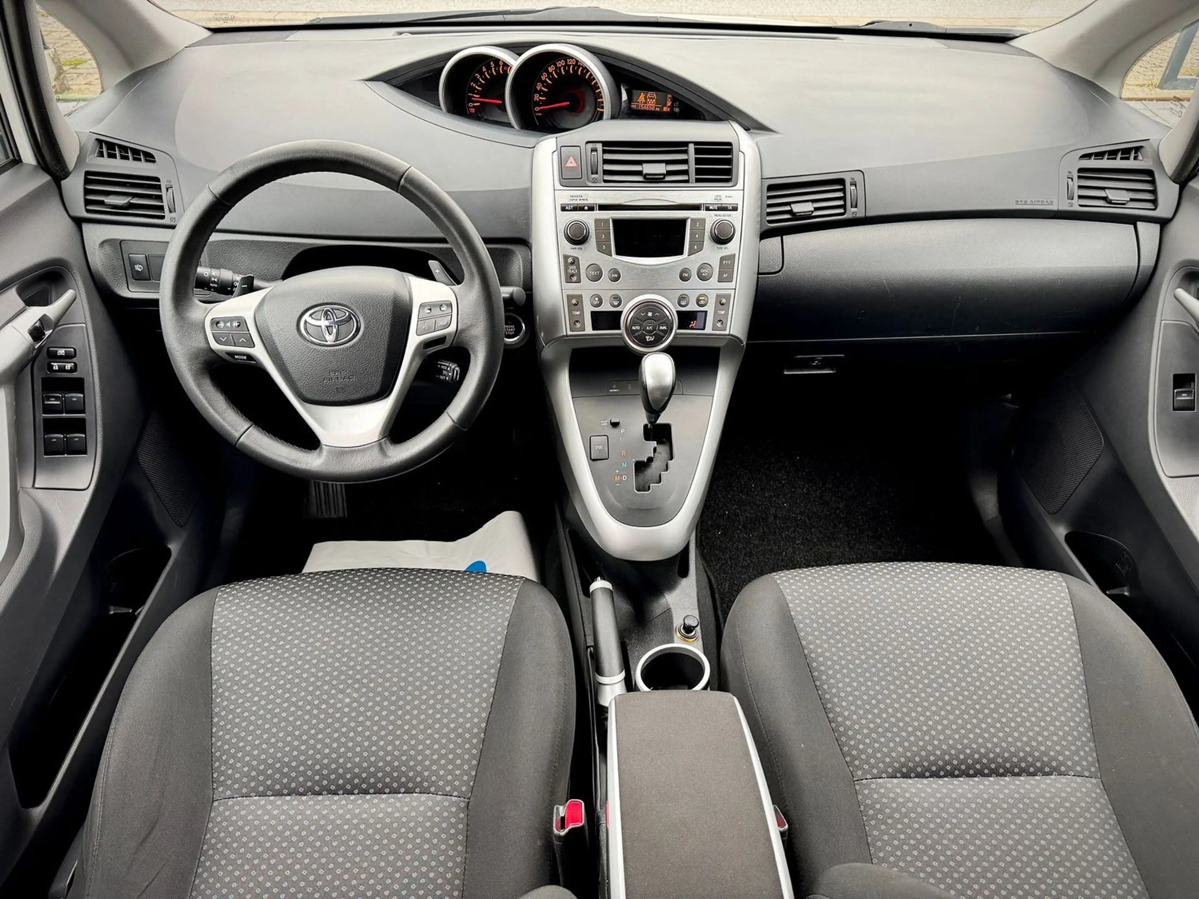 Toyota Verso Executive '2.Hand'Aut.'7-Sitzer'Kamera' — photo 2