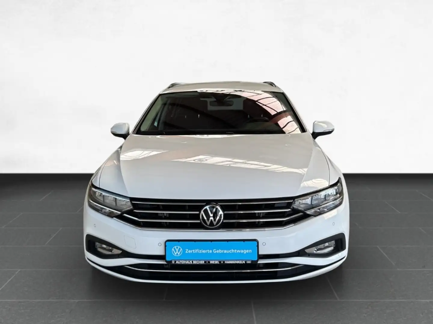 Volkswagen Passat Variant 1.5 TSI DSG Business /AHK/Navi Weiß - 2