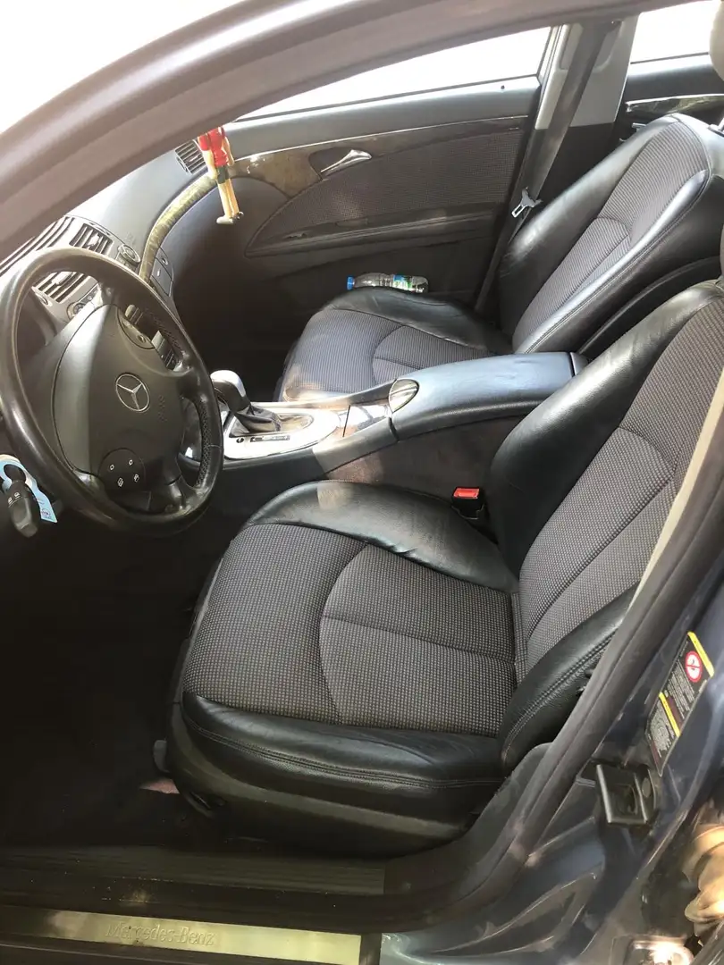 Mercedes-Benz E 240 Avantgarde 4matic - 1