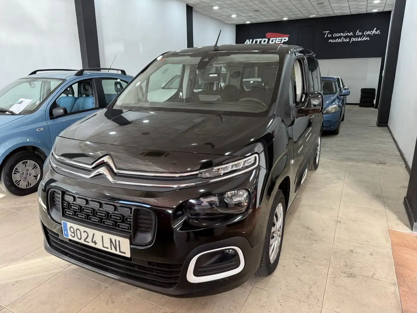 Citroen Berlingo Talla M BlueHDi 100 S&S FEEL BUSINESS Negro - 1