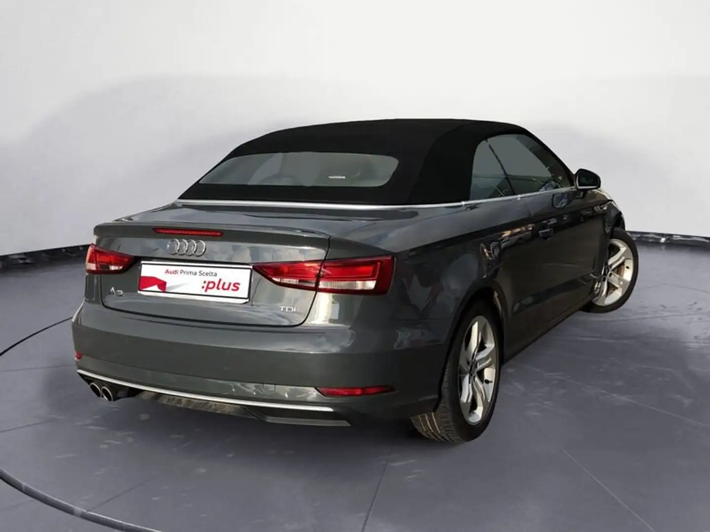Audi A3 3ª serie Cabrio 2.0 TDI S tronic Sport Grigio - 2