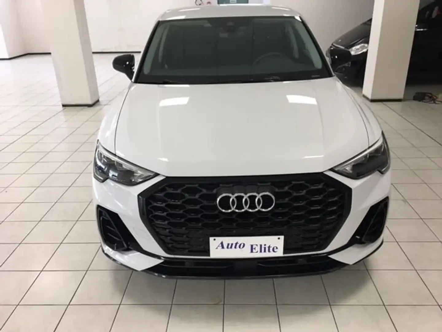 Audi Q3 sportback S Line Bianco - 1