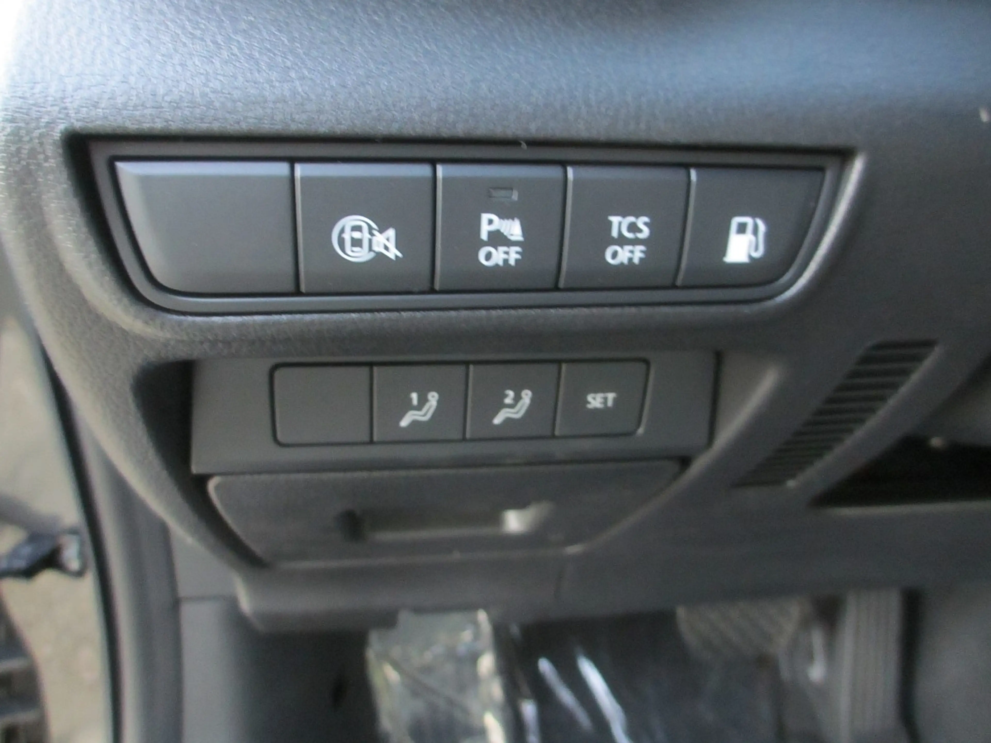 Mazda MX-30 Mazda /MX-30 / R-EV / MAKOTO MODERN CONFIDENCE — photo 14