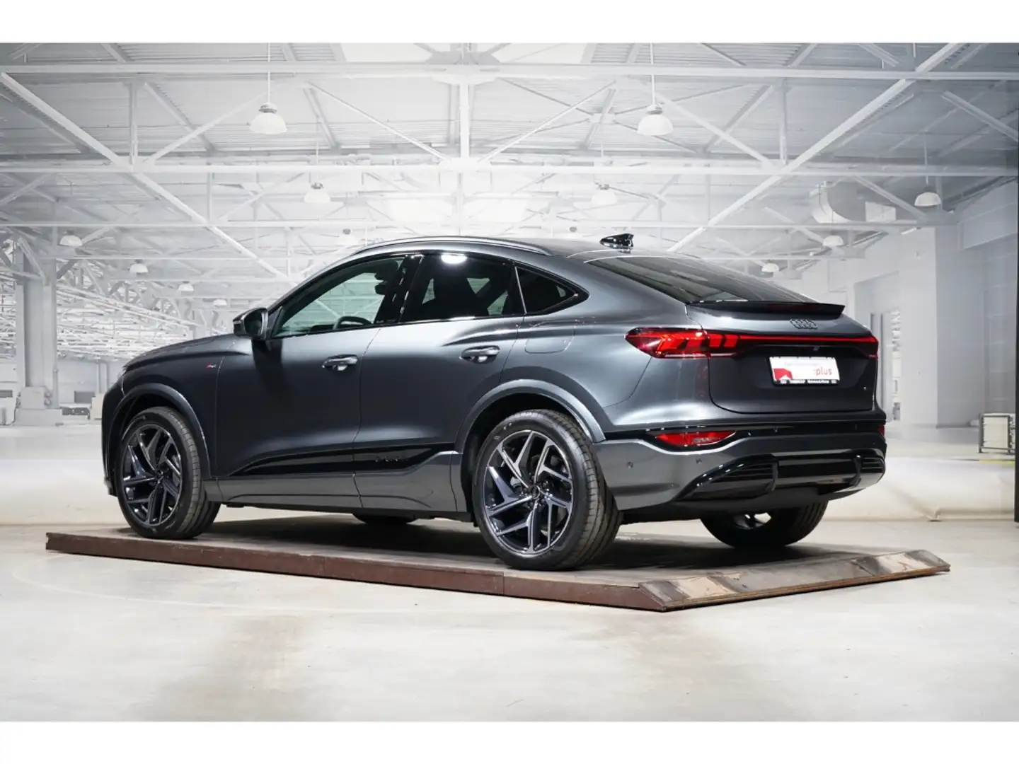 Audi Q6 Sportback quattro Tech pro AHK Pano Wärm Grigio - 2