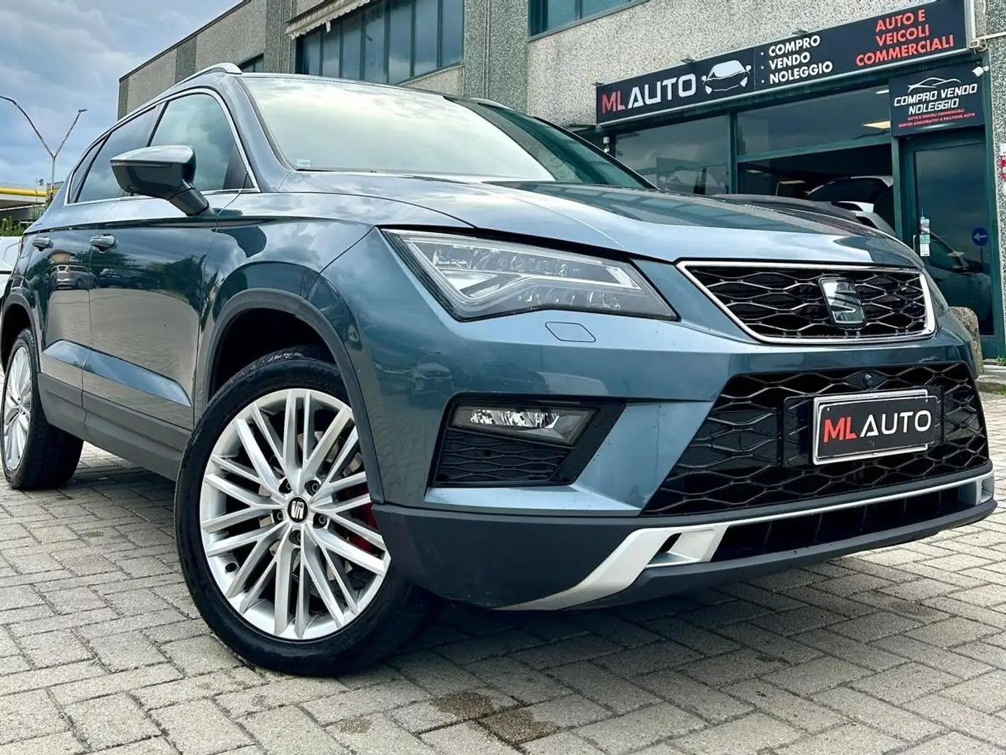 SEAT Ateca Ateca 1.4 tsi Xcellence dsg Grigio - 1