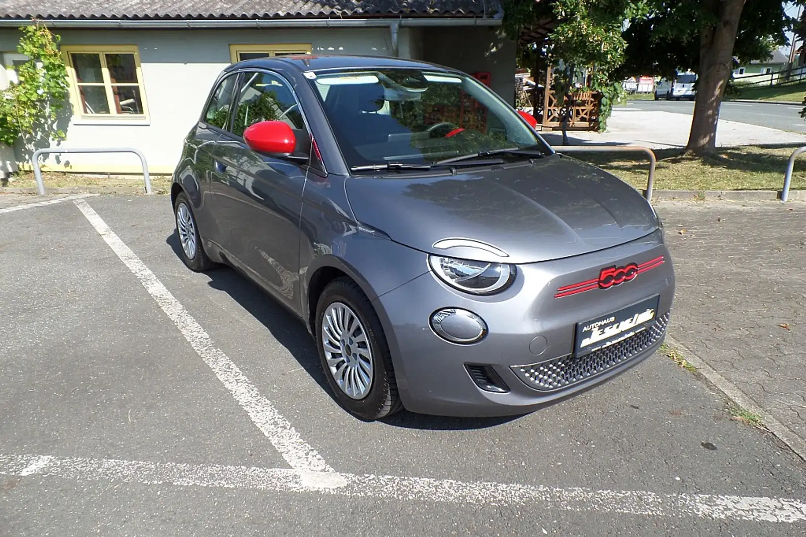 Fiat 500e 500 Elektro Red Edition 42 kWh Grau - 1